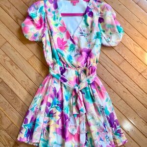 FLYING TOMATO Raimi Floral Puff Short Sleeve Dress Size s Pastel Pink Purple